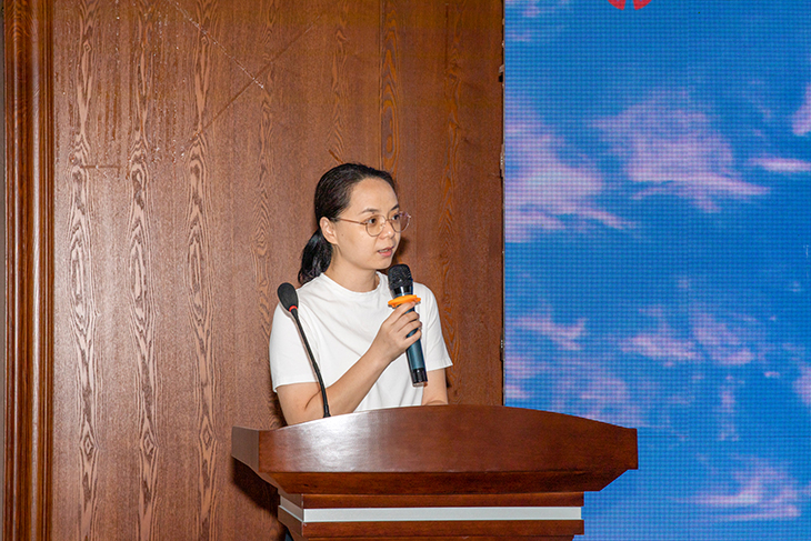 4.董事会代表杨凡致辞.jpg